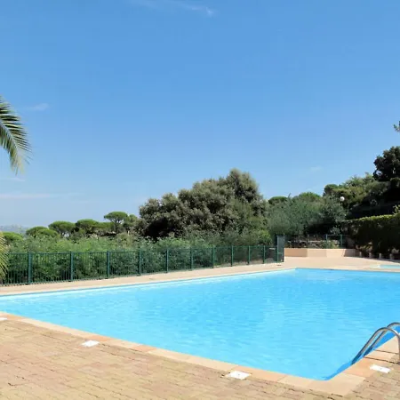 Everblue-domaine Avec Piscine Holiday home *